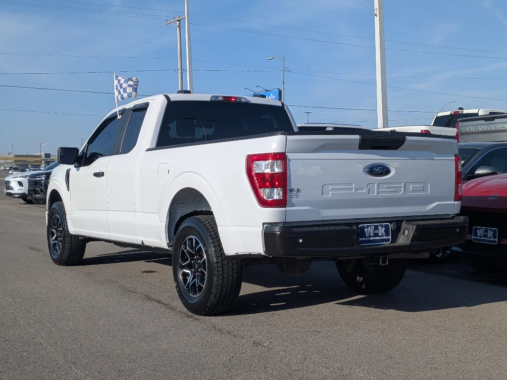 Used 2023 Oxford White Ford XL image 8