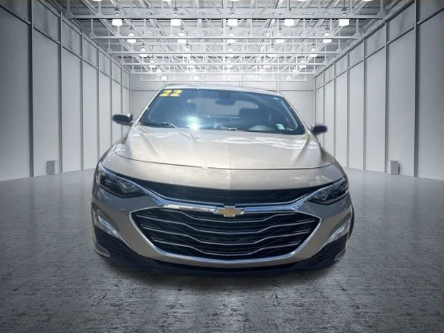 Used 2022 Gray Chevrolet LS image 3