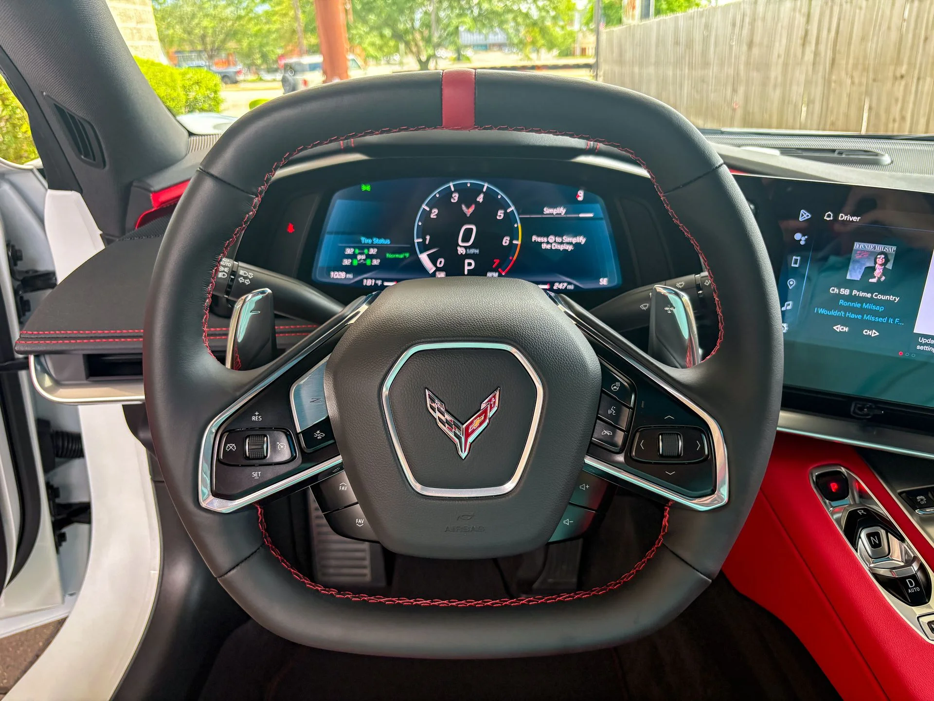 Used 2024 White Chevrolet Stingray image 32