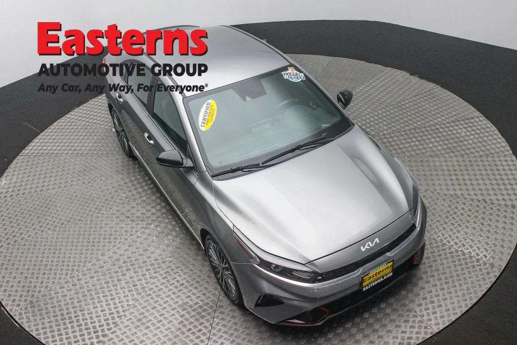 Used 2022 Gray Kia GT-Line image 3