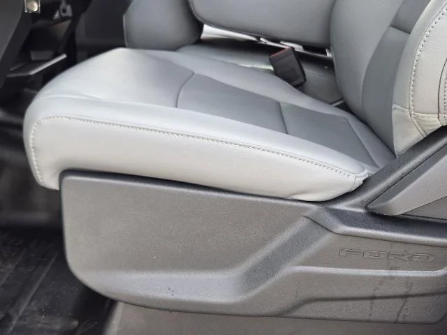 New 2026 Oxford White Ford XL image 36