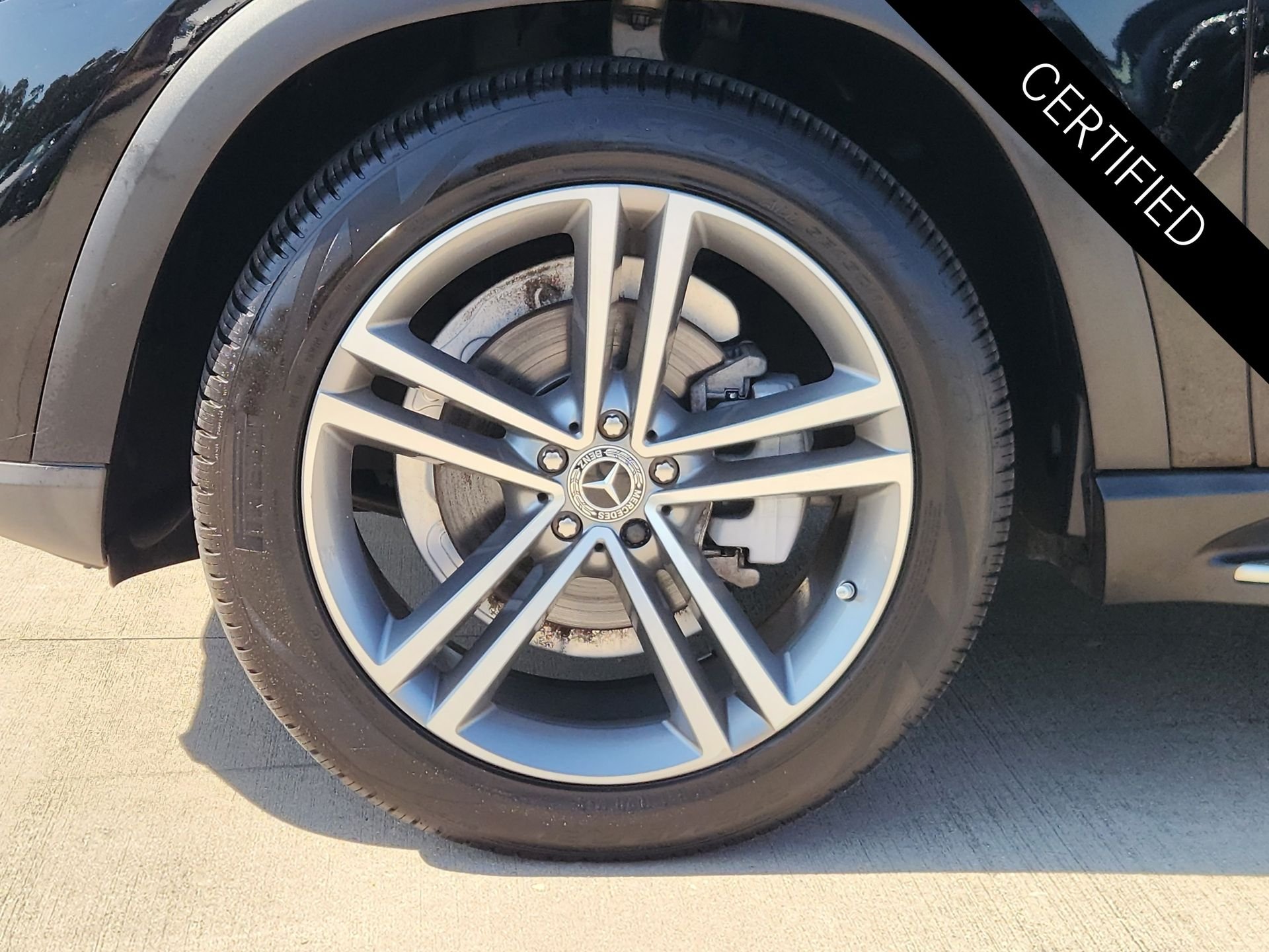 Certified Used 2022 Black Mercedes-Benz GLE 350 image 12