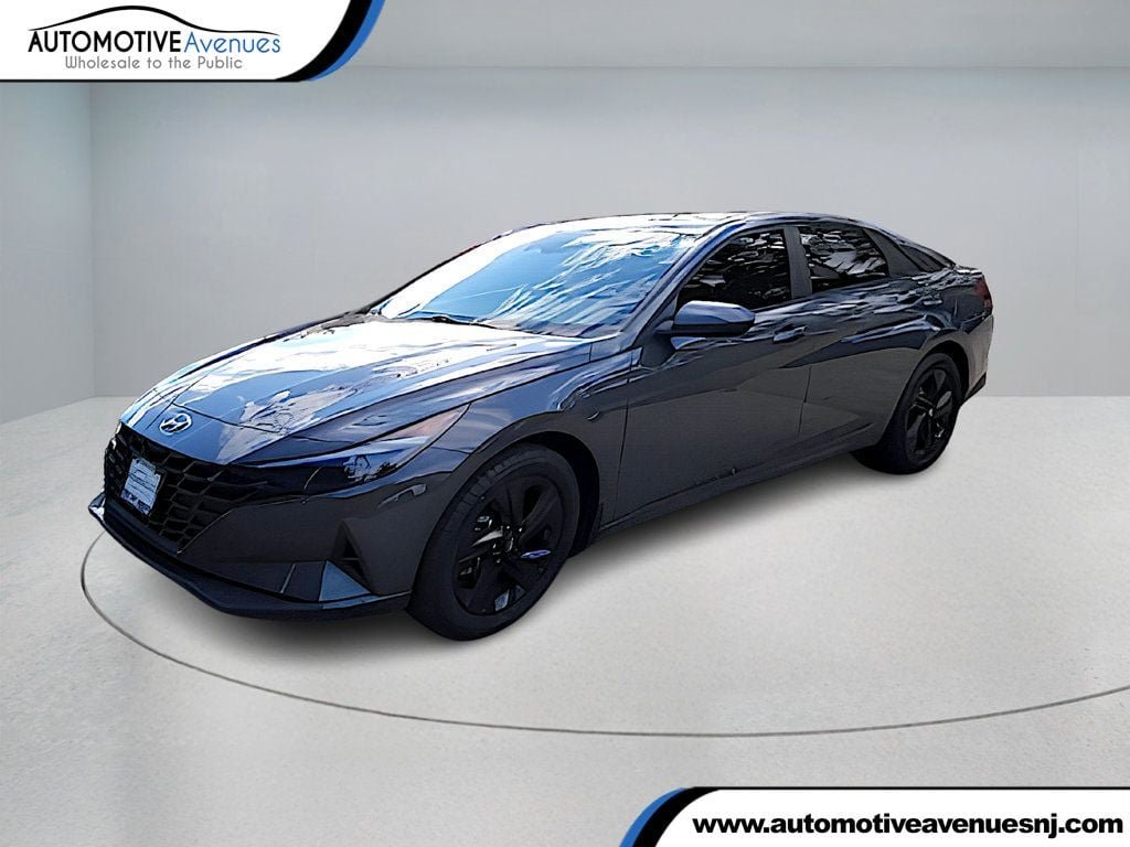 2023 Hyundai Elantra Blue