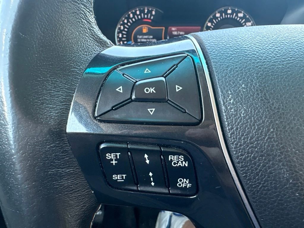 Used 2016 Black Ford Platinum image 18