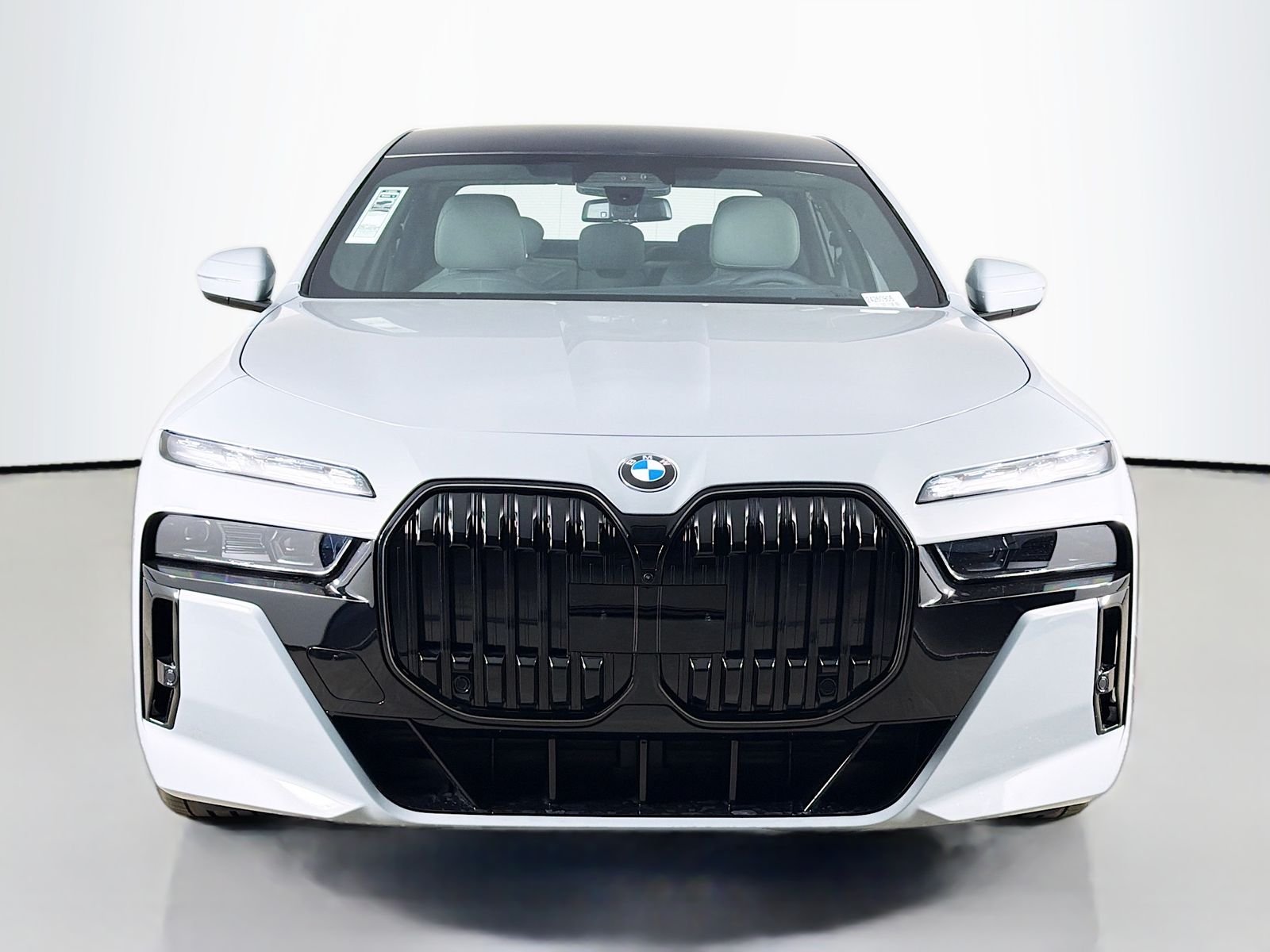 New 2026 Brooklyn Grey Metallic BMW 760i xDrive image 2
