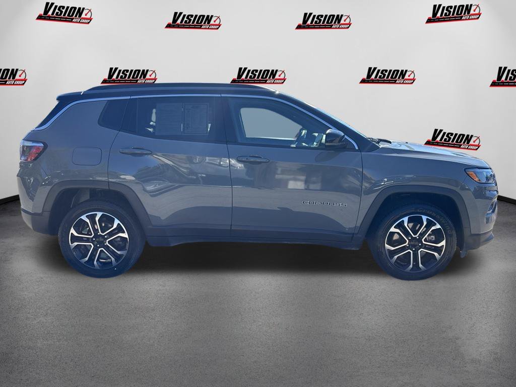 Used 2024 Gray Jeep Limited image 4
