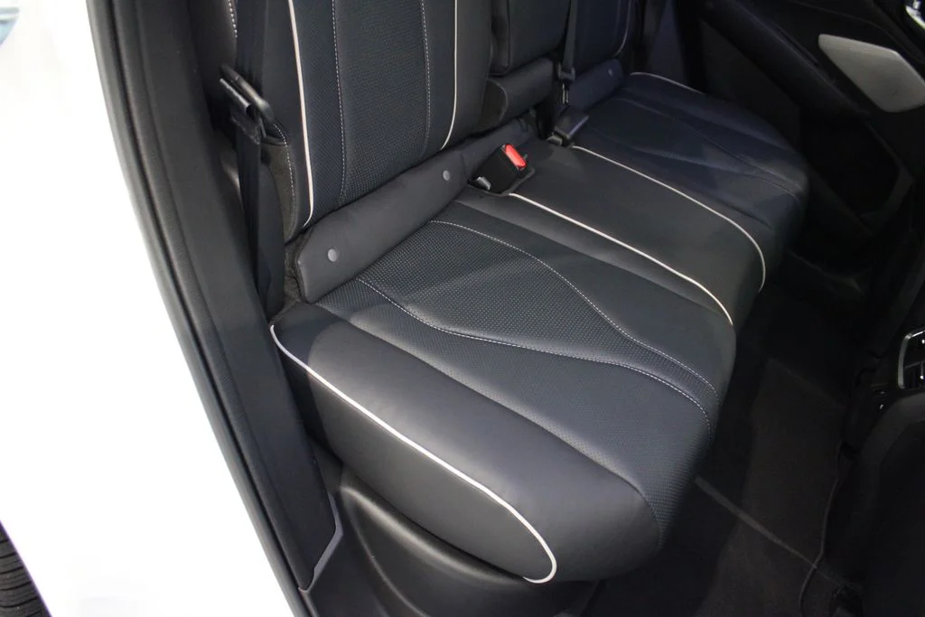 New 2026 Platinum White Pearl Acura Advance Package image 23