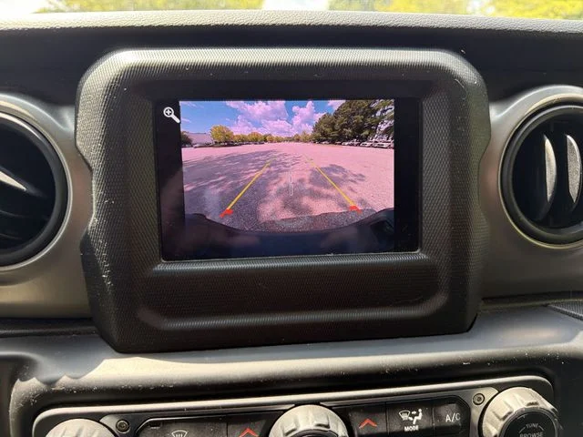 Used 2021 Green Jeep Willys image 17