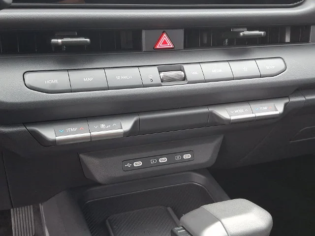 Certified Used 2027 Green Kia X-Line SX image 17