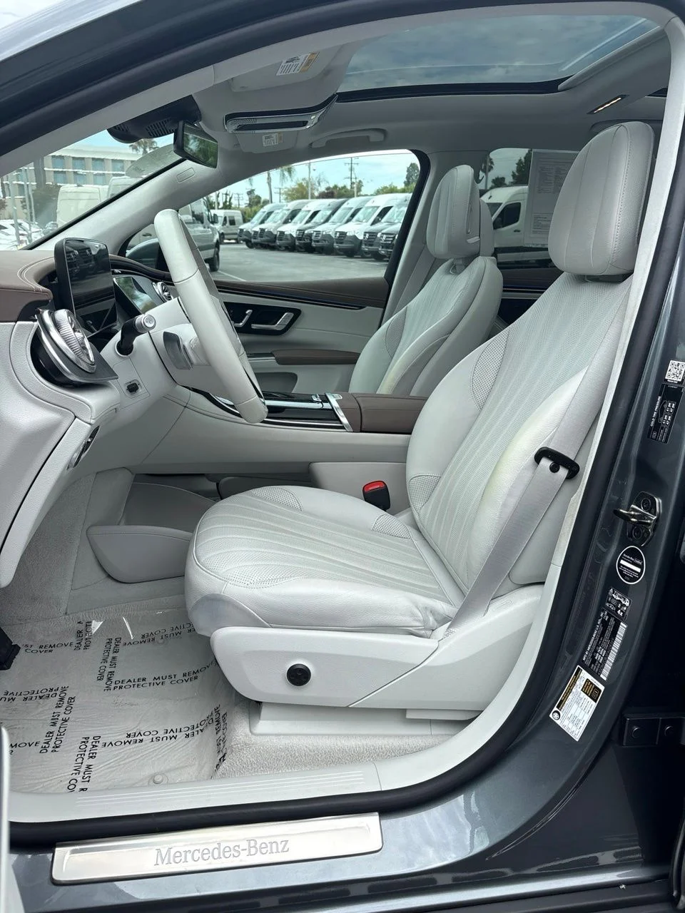 Certified Used 2023 Gray Mercedes-Benz 450 Sport Utility Premium Trim w/Third Row Seats image 6