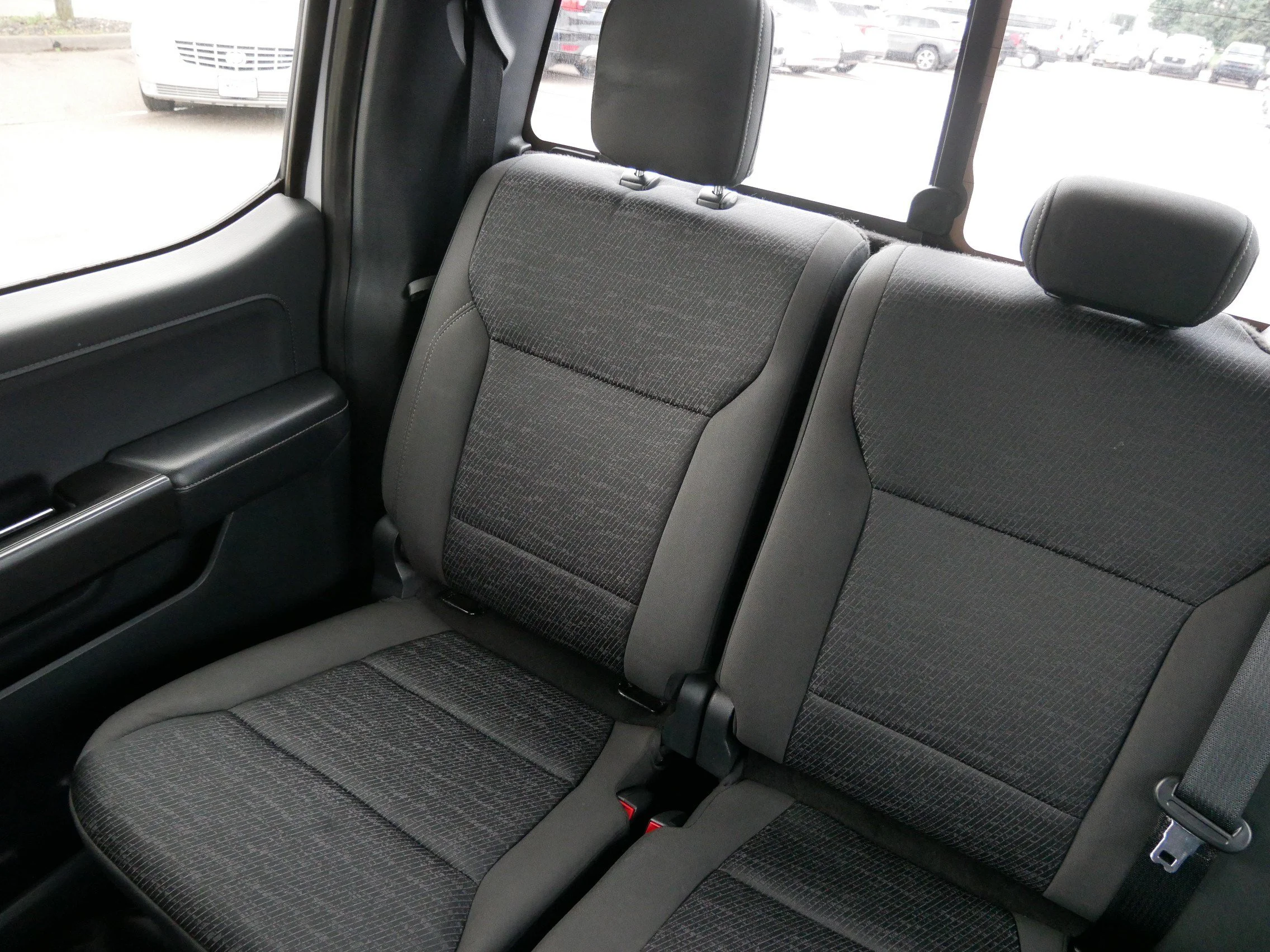 Certified Used 2021 Oxford White Ford XLT image 12