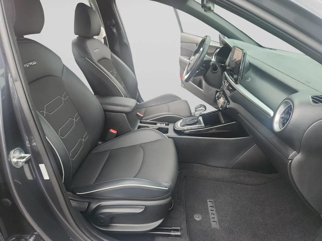Used 2023 Gray Kia GT-Line image 17