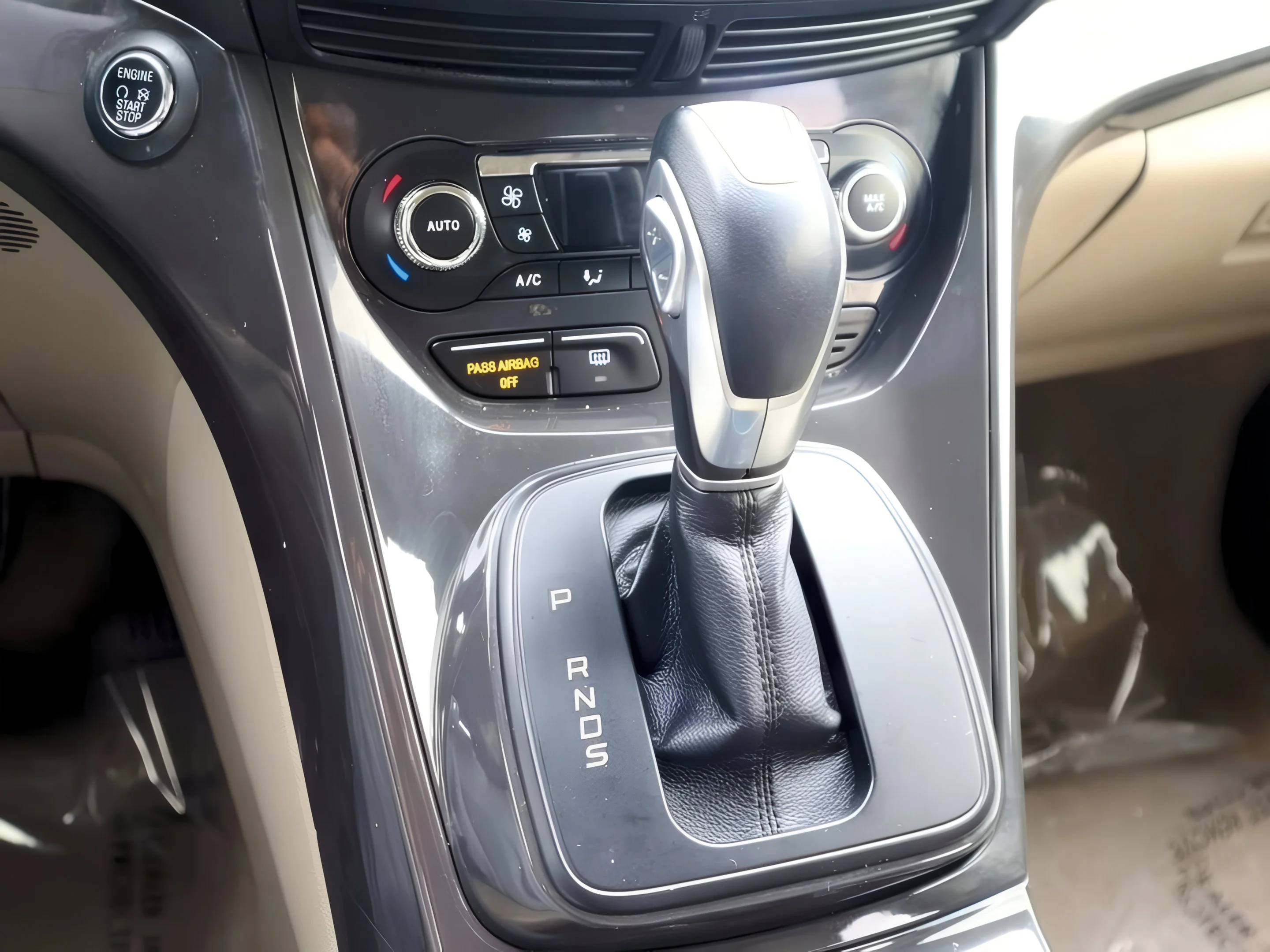 2024 Ford Escape Platinum - Photo 22