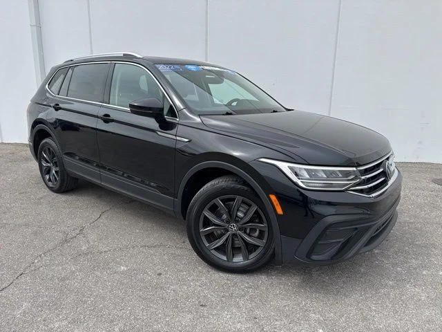 Certified 2022 Volkswagen Tiguan SE with VIN 3VV2B7AXXNM170198 for sale in Kansas City