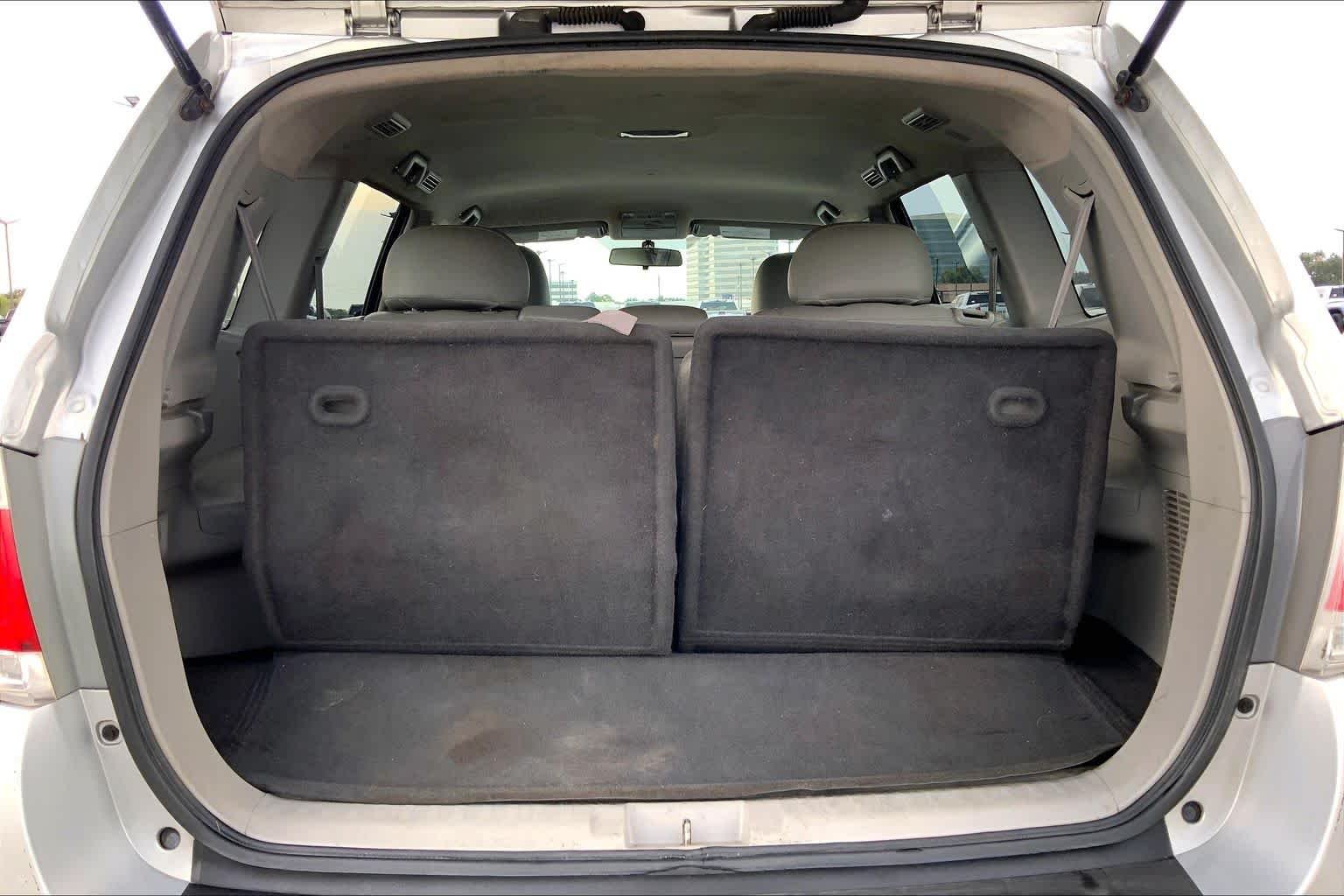 Used 2013 Classic Silver Metallic Toyota Plus image 33