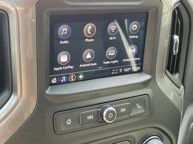 New 2025 Summit White Chevrolet WT image 23