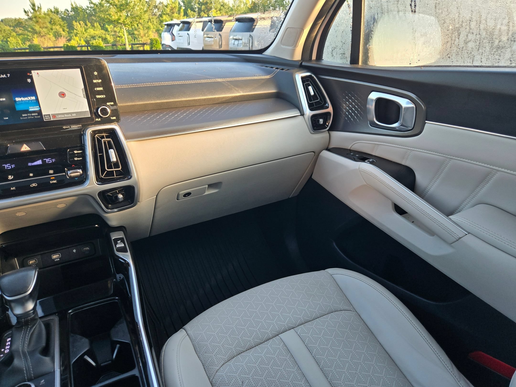 Used 2023 Glacial White Pearl Kia SX image 11
