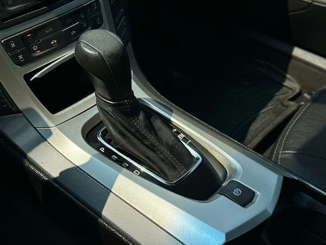 Used 2013 Red Cadillac Performance image 28