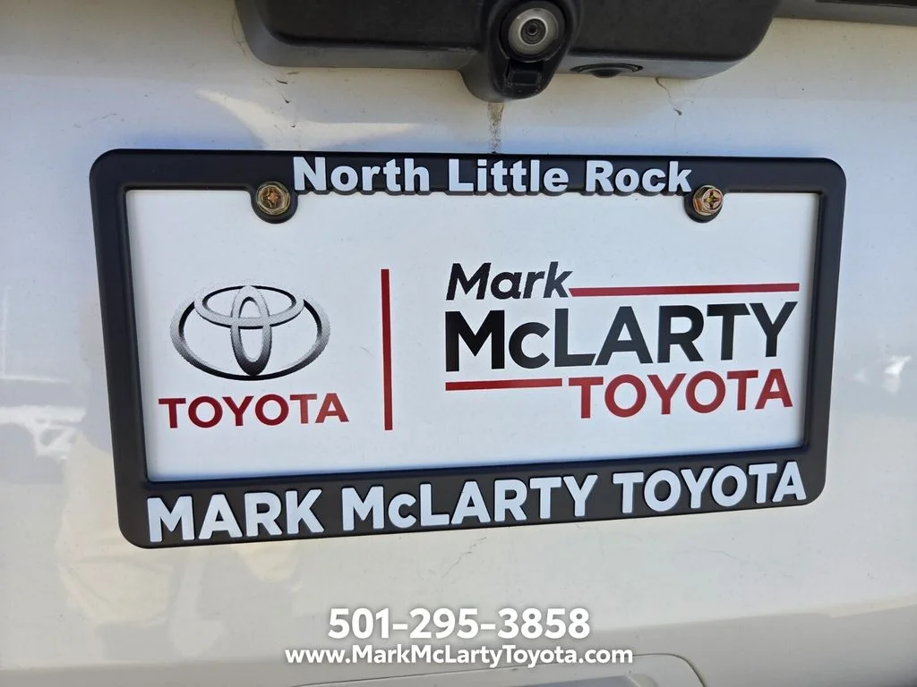 Used 2018 White Ford Limited image 18