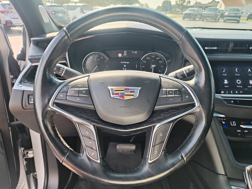 Used 2020 Silver Cadillac Premium Luxury image 19