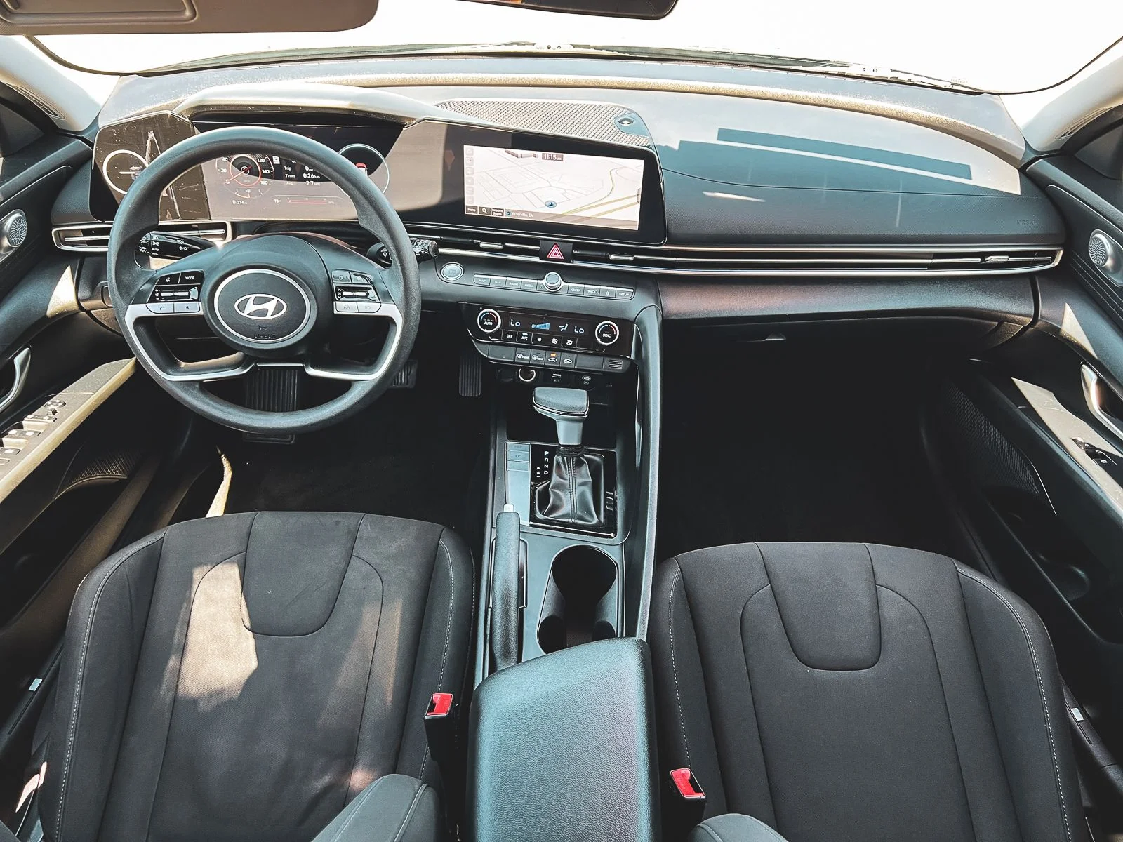 2024 Hyundai Elantra SEL - Photo 21