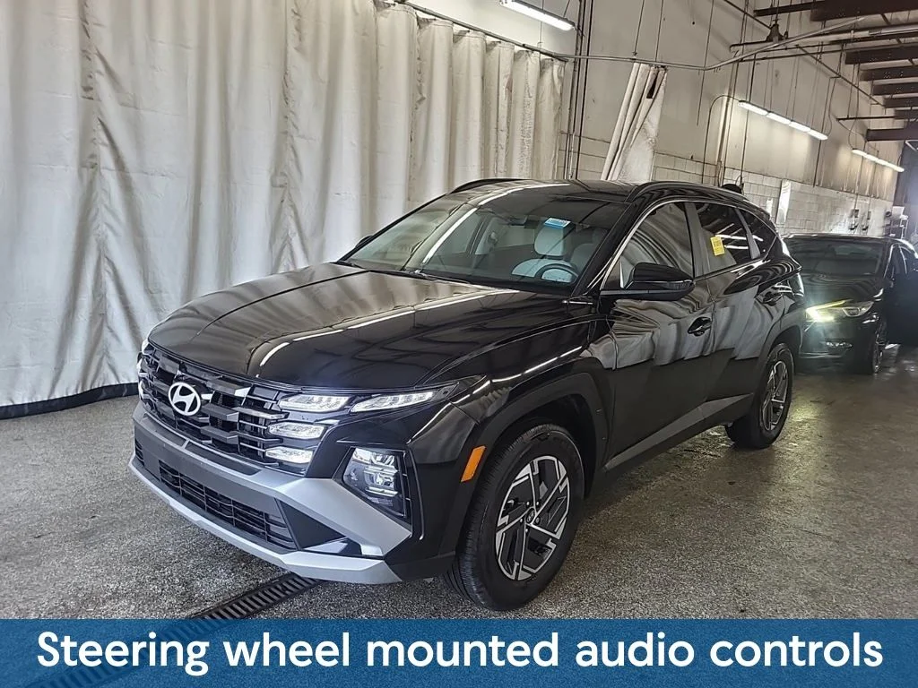 Certified Used 2025 Gray Hyundai Blue image 4