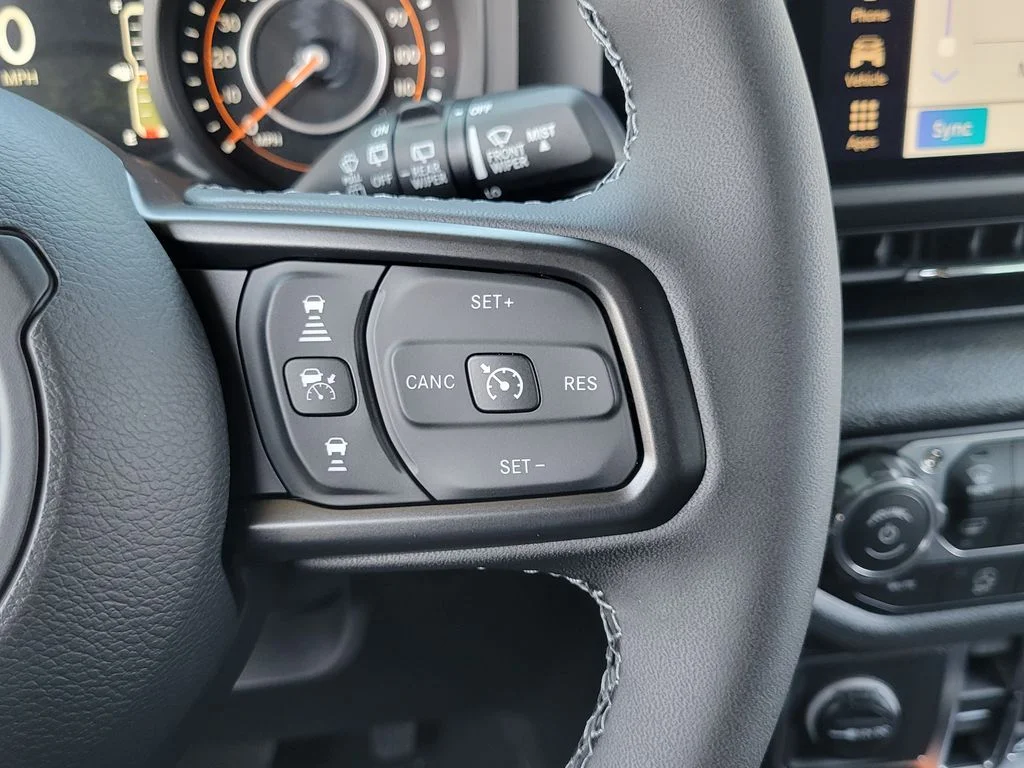 2026 Jeep Wrangler 4-Door photo 5