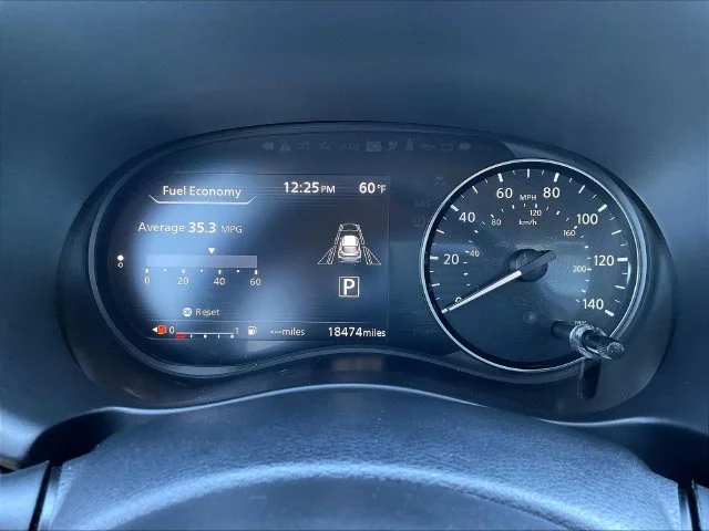 Used 2024 Gray Nissan SR image 15