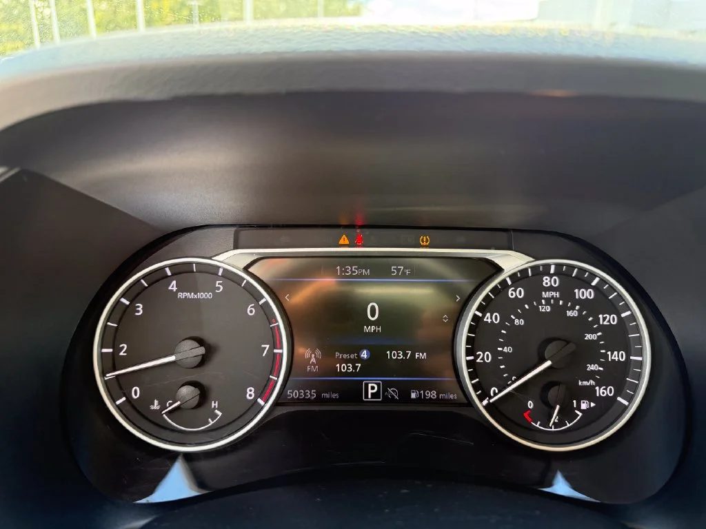 Used 2025 Gray Nissan SV image 15