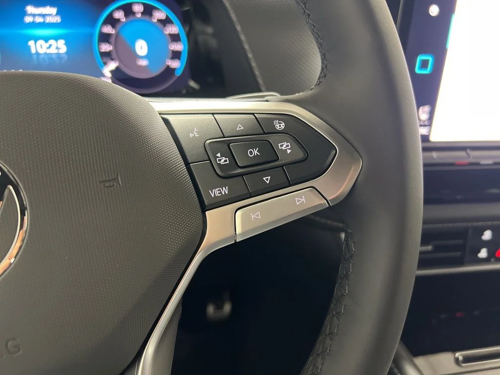 2026 Volkswagen Atlas Cross Sport SEL Premium R-LINE - Photo 36
