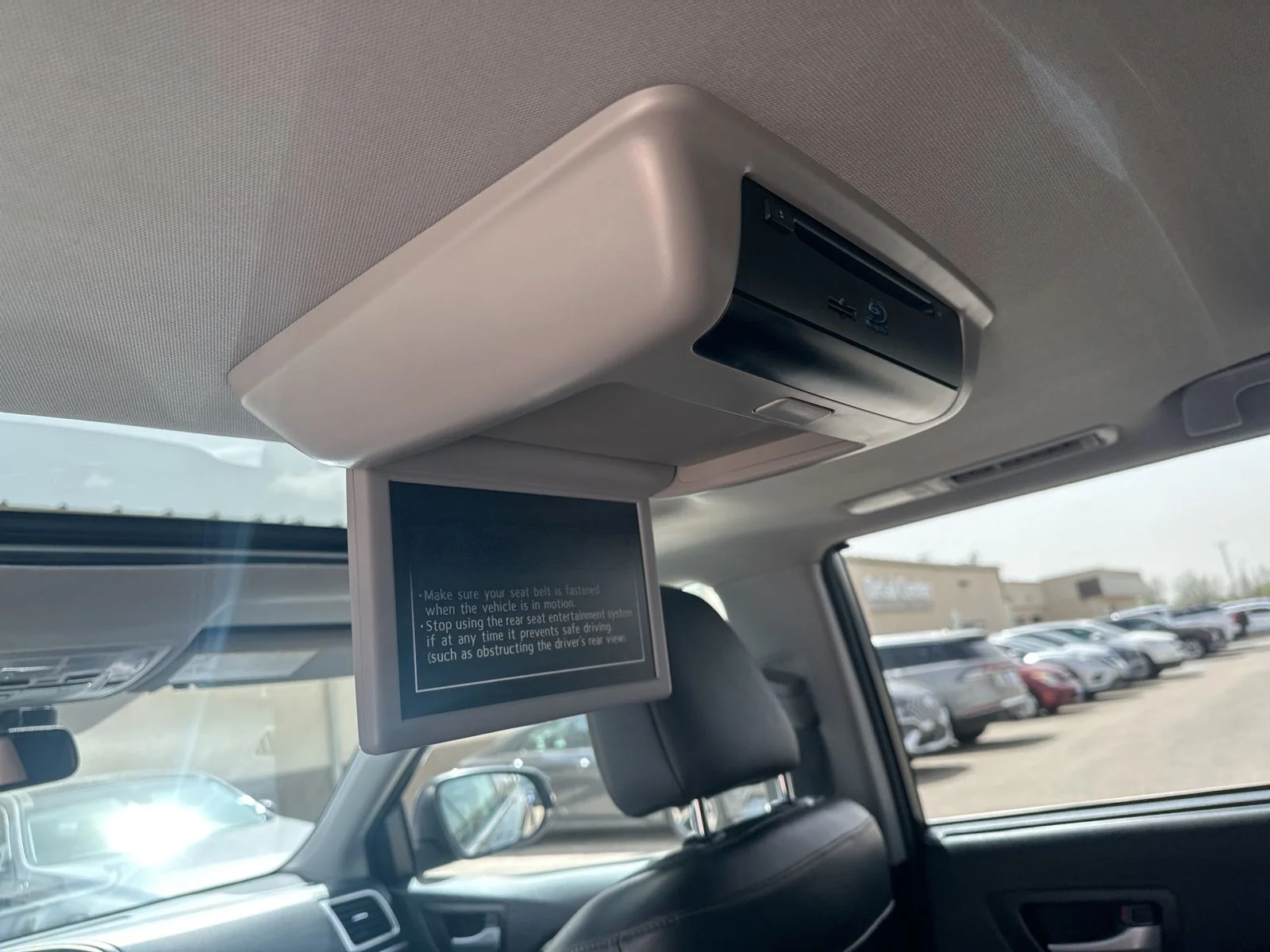 Used 2014 Black Toyota Limited image 24