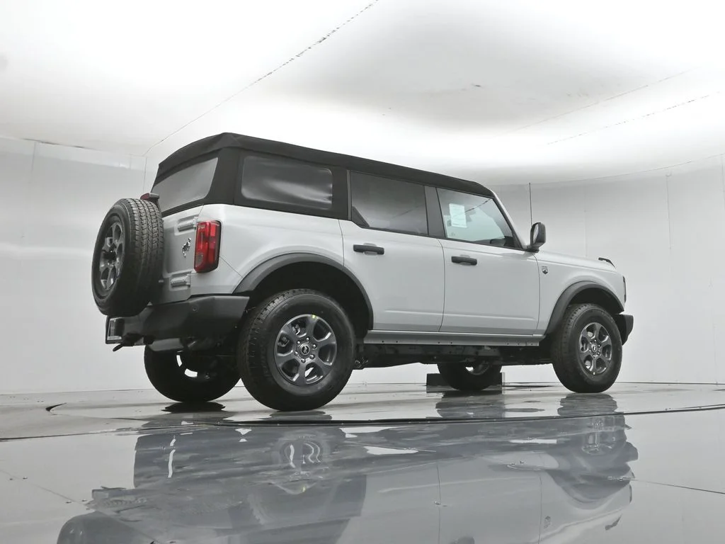 New 2026 Avalanche Gray Ford Big Bend image 46