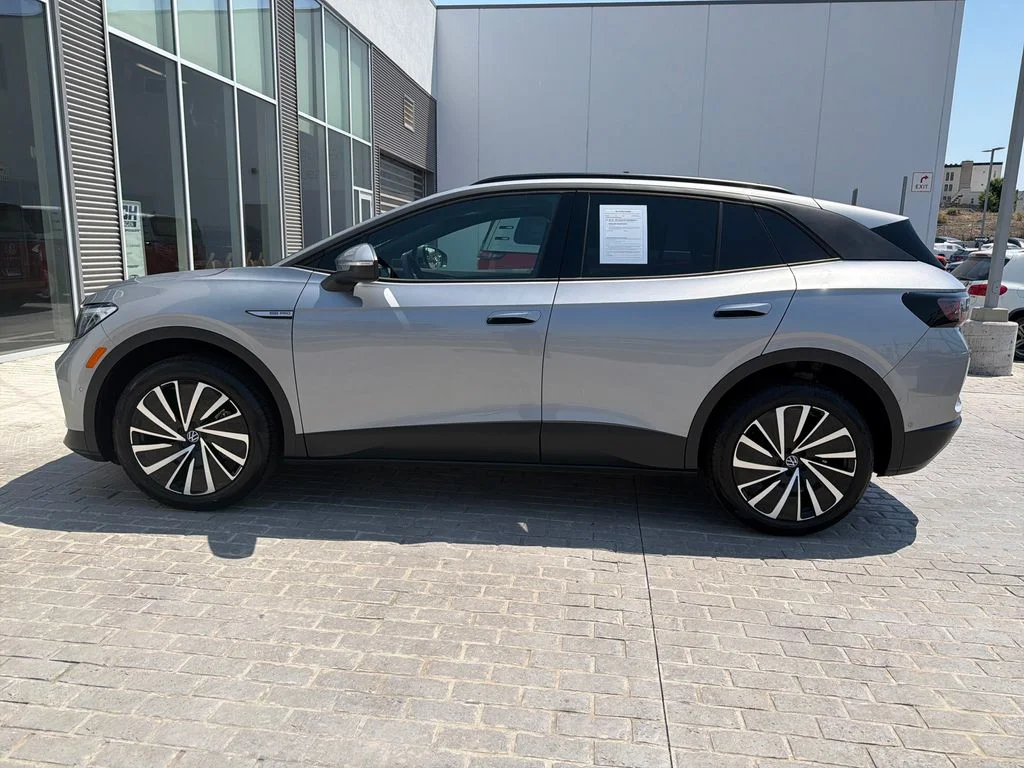 Certified Used 2025 Silver Volkswagen Pro image 3