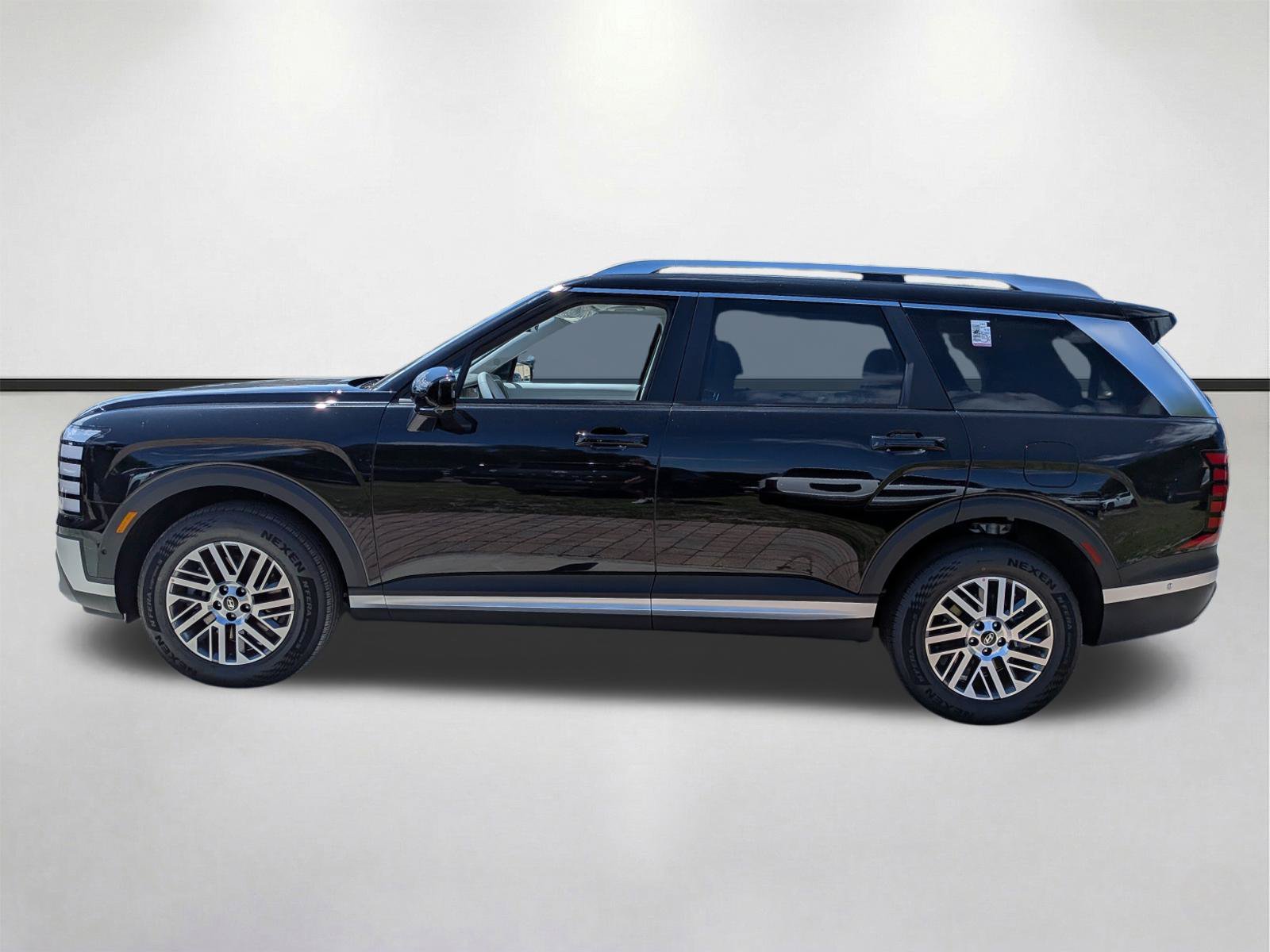 New 2026 Abyss Black Pearl Hyundai SEL Premium FWD image 40