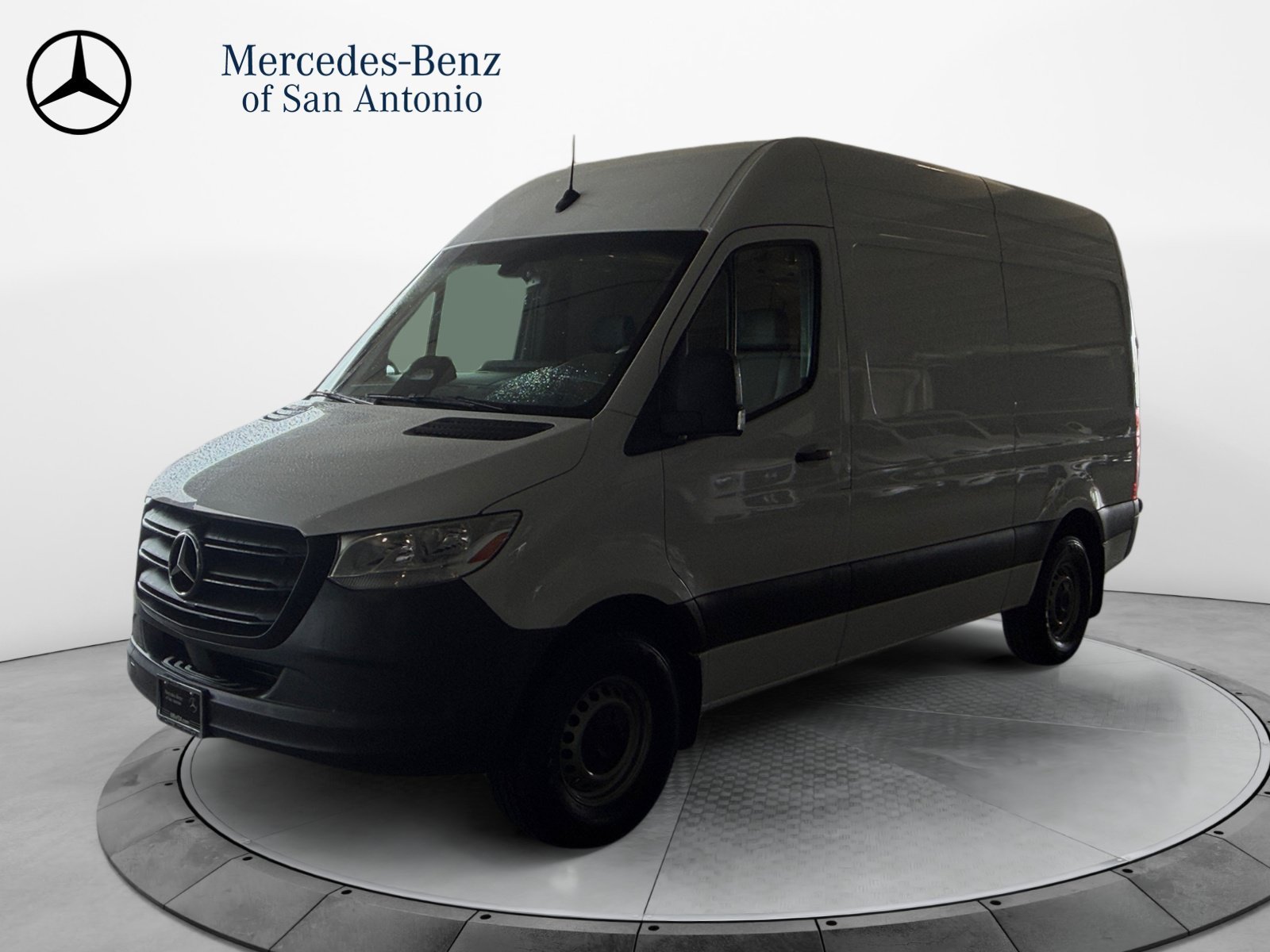 Used 2025 Arctic White Mercedes-Benz Cargo 144 WB image 3