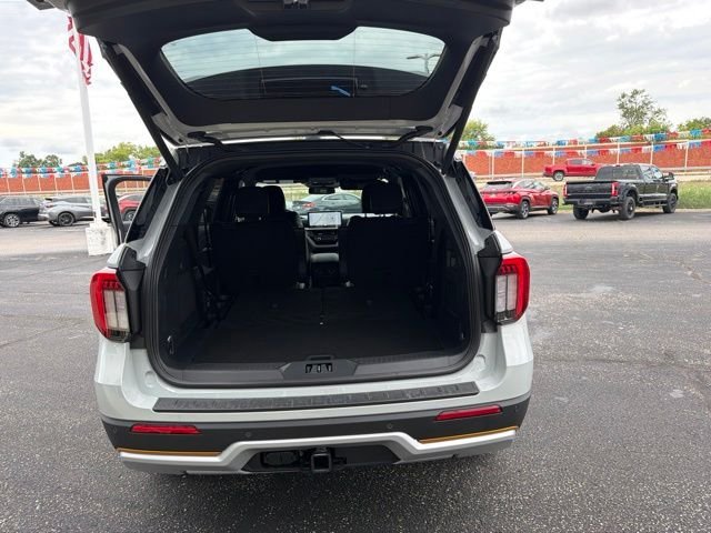 New 2027 Avalanche Gray Ford Tremor image 9
