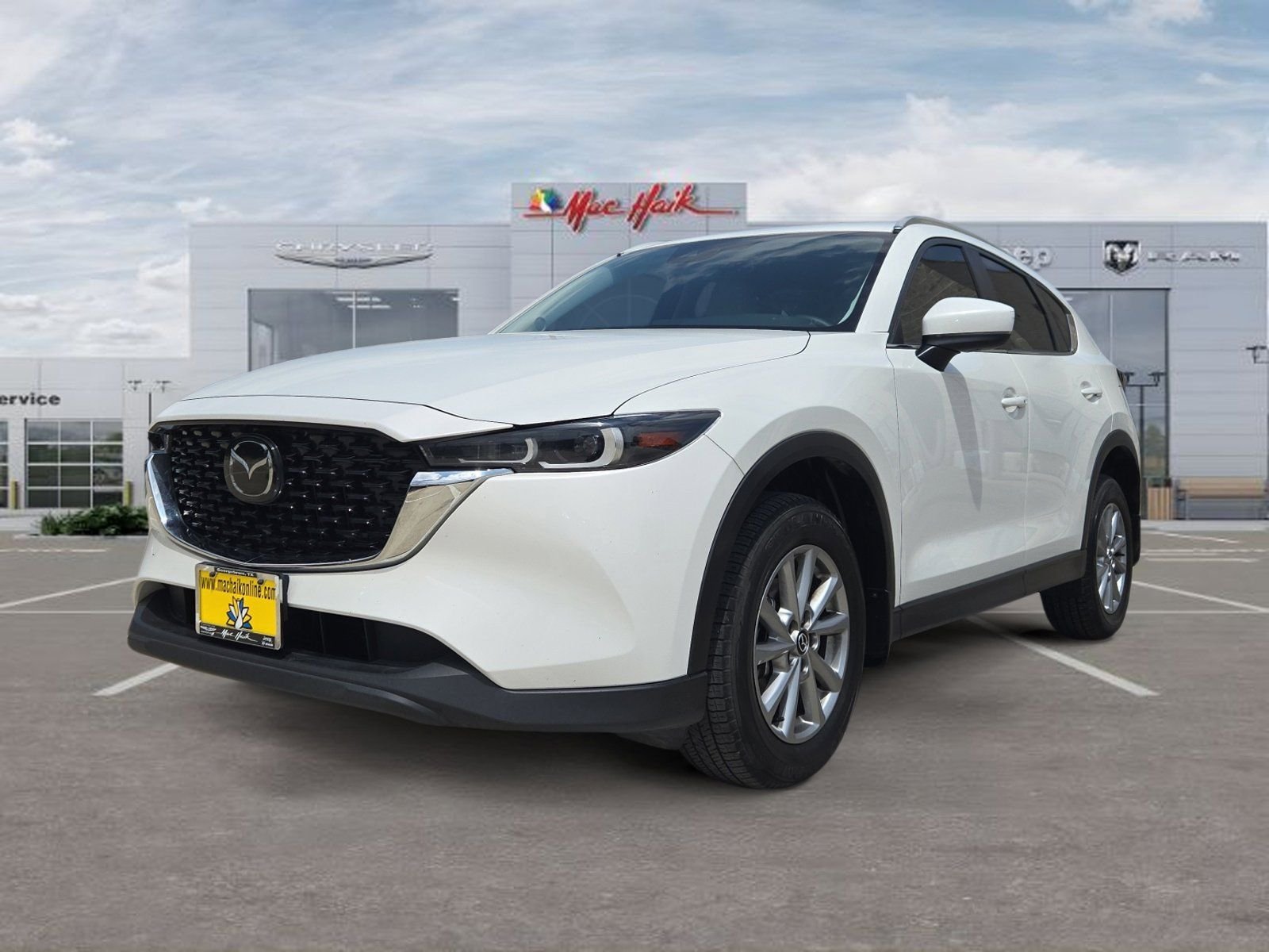 2023 Mazda CX-5 S Preferred package Auto AWD's photo