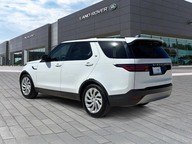 Used 2025  Land Rover S image 4