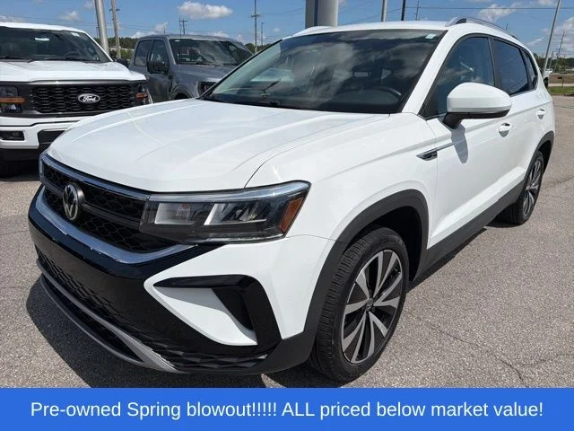 Used 2022 White Volkswagen 1.5T SE image 2