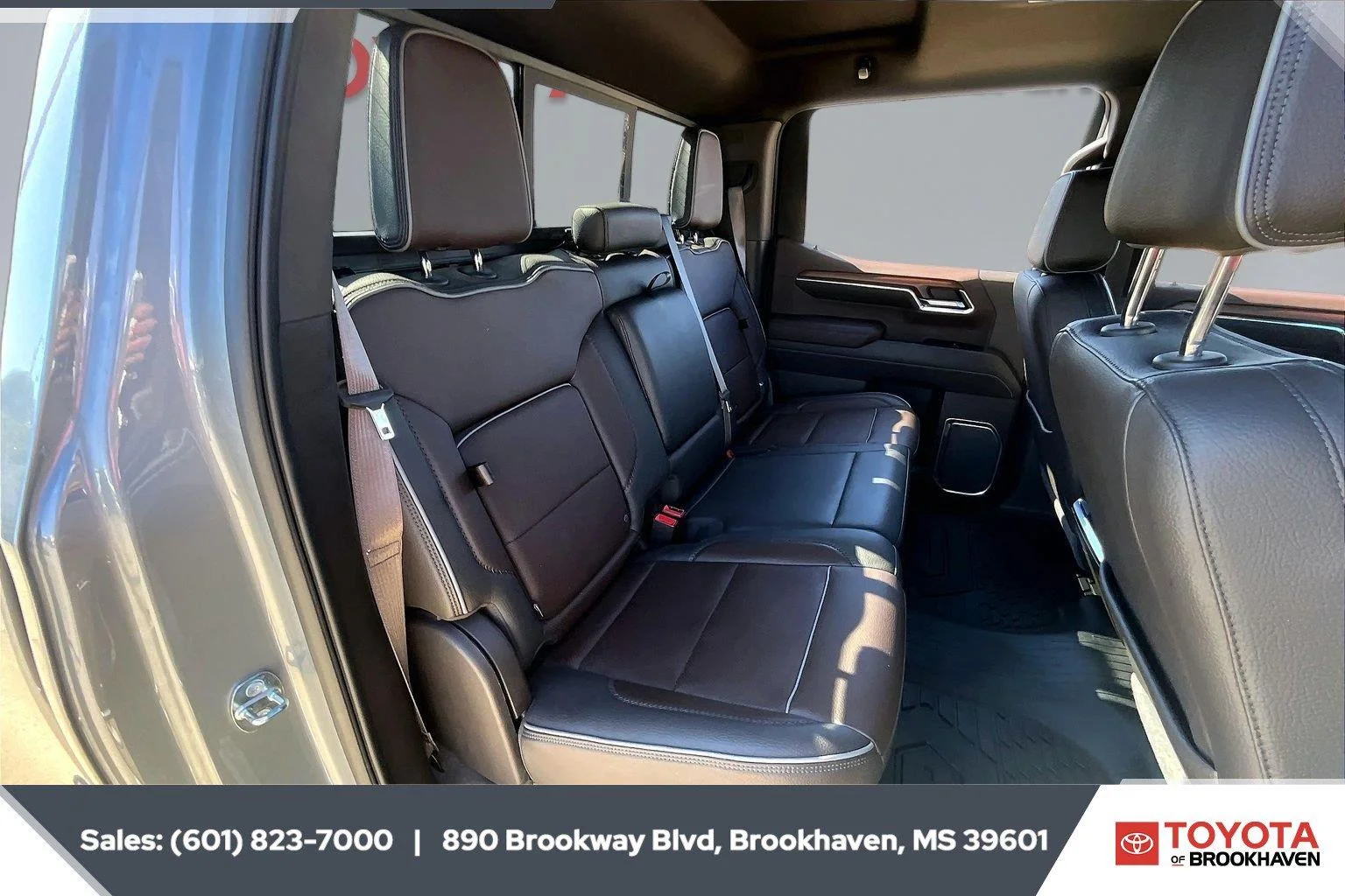 Used 2023 Sterling Metallic GMC Denali image 20
