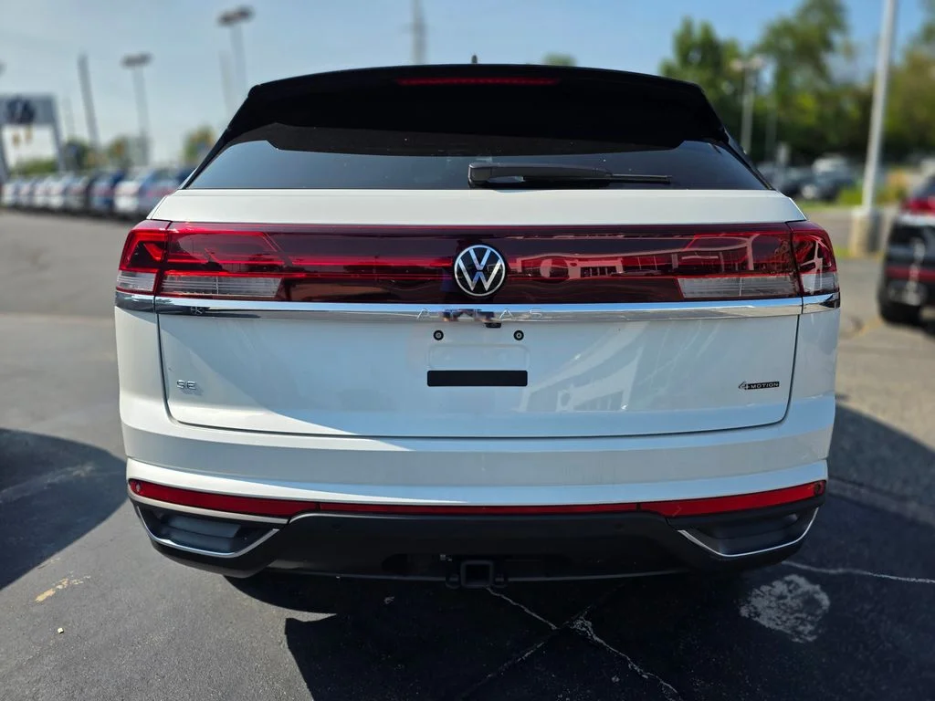 2026 Volkswagen Atlas Cross Sport SE w/Tech - Photo 6