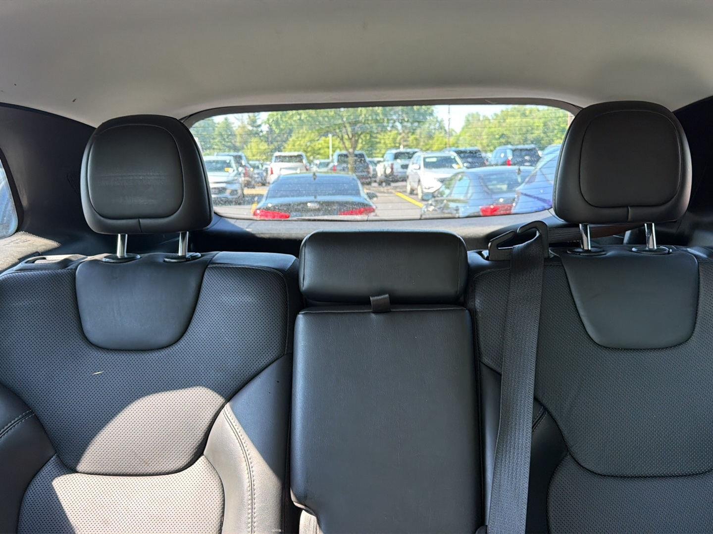 Used 2019 Billet Silver Metallic Clearcoat Jeep Limited image 19