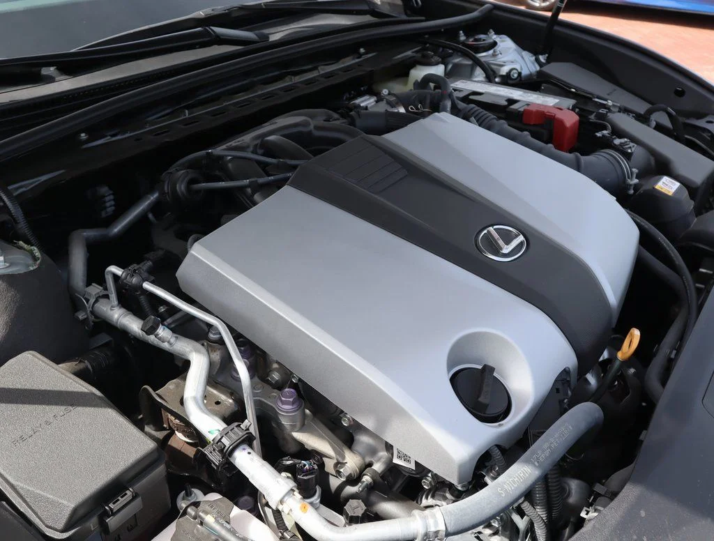 Used 2025 Silver Lexus 350 image 15