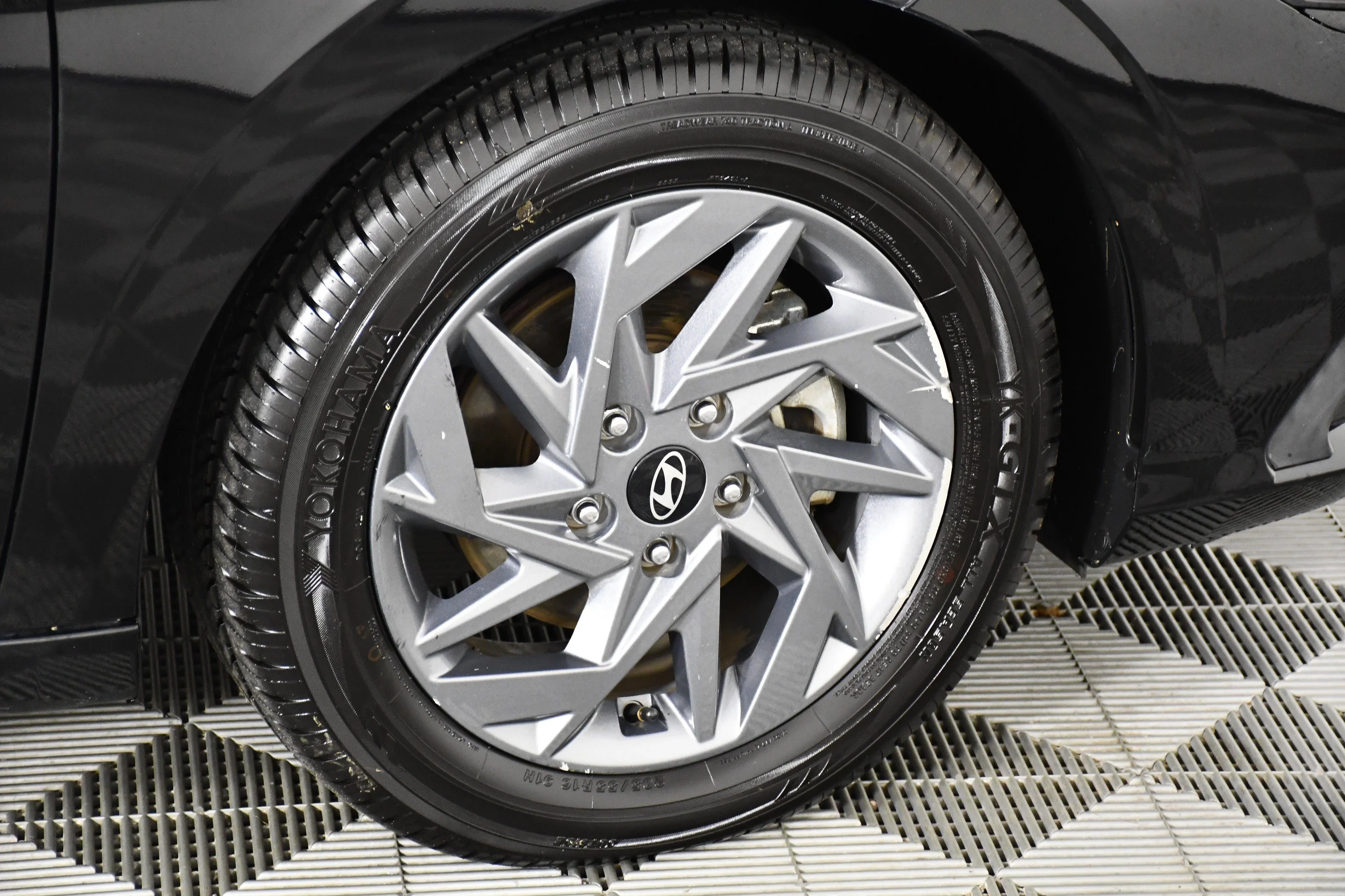 Used 2024 Abyss Black Hyundai SEL image 54