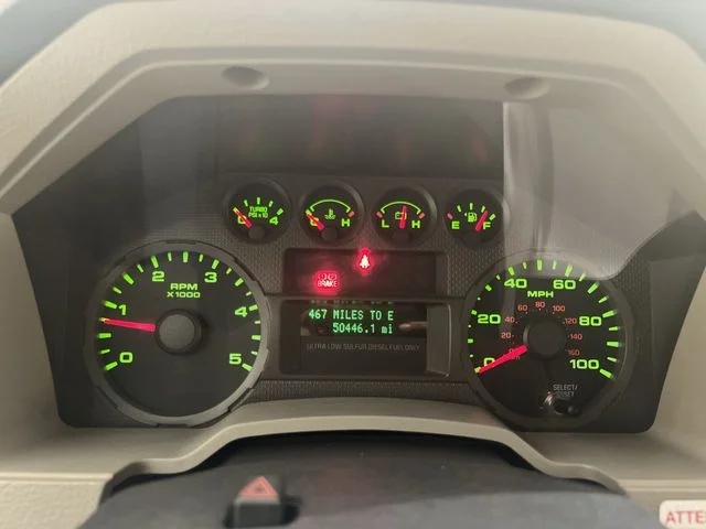 2008 Ford F-550 - Photo 11