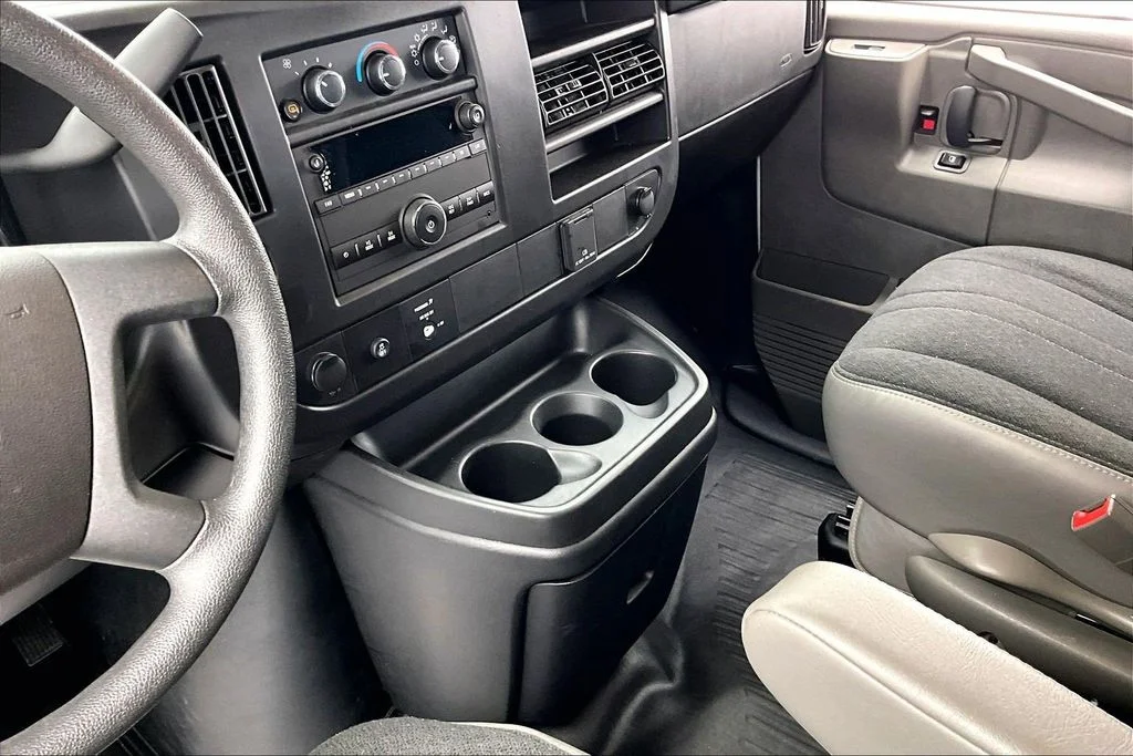 Certified Used 2024 Summit White Chevrolet Work Van image 15