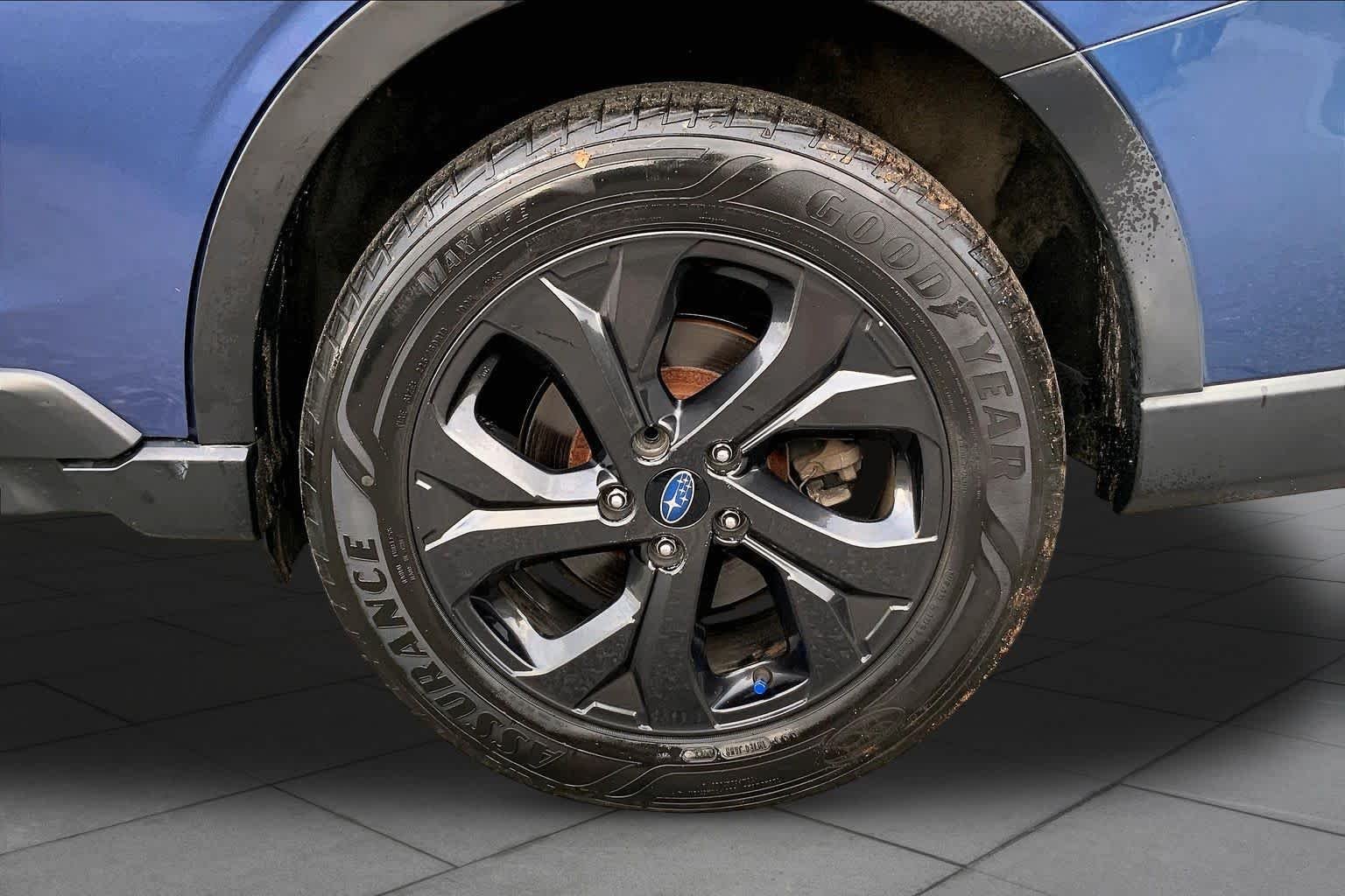 Used 2020 Abyss Blue Pearl Subaru Onyx Edition XT image 10