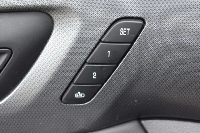 Used 2018 Black Chevrolet Premier image 10