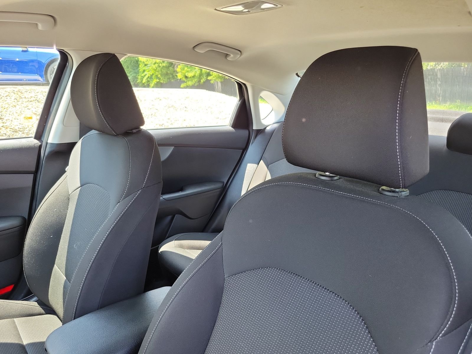 Used 2021 Gray Kia LXS image 11