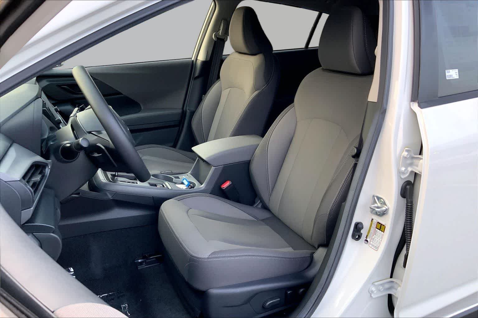 New 2026 CRYSTAL WHITE PEARL Subaru Premium image 9